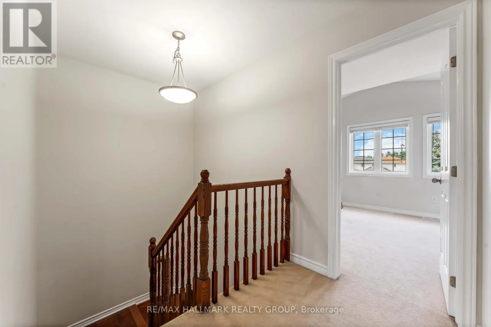 656 EVERLASTING CRESCENT