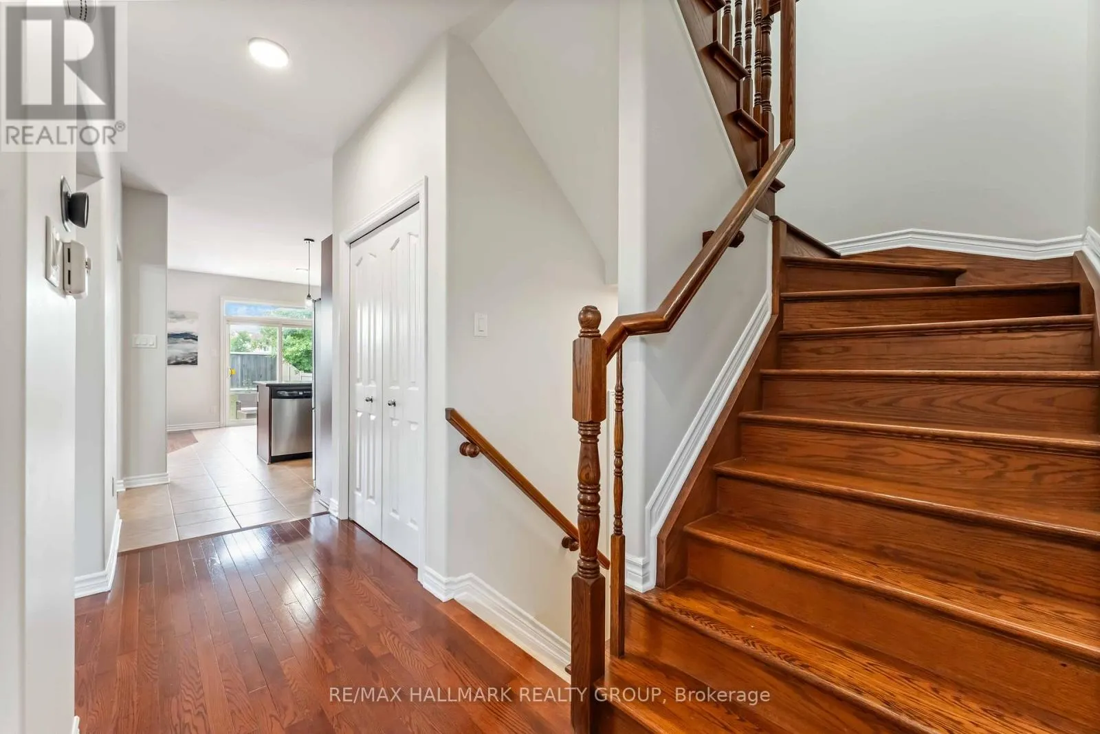 656 EVERLASTING CRESCENT