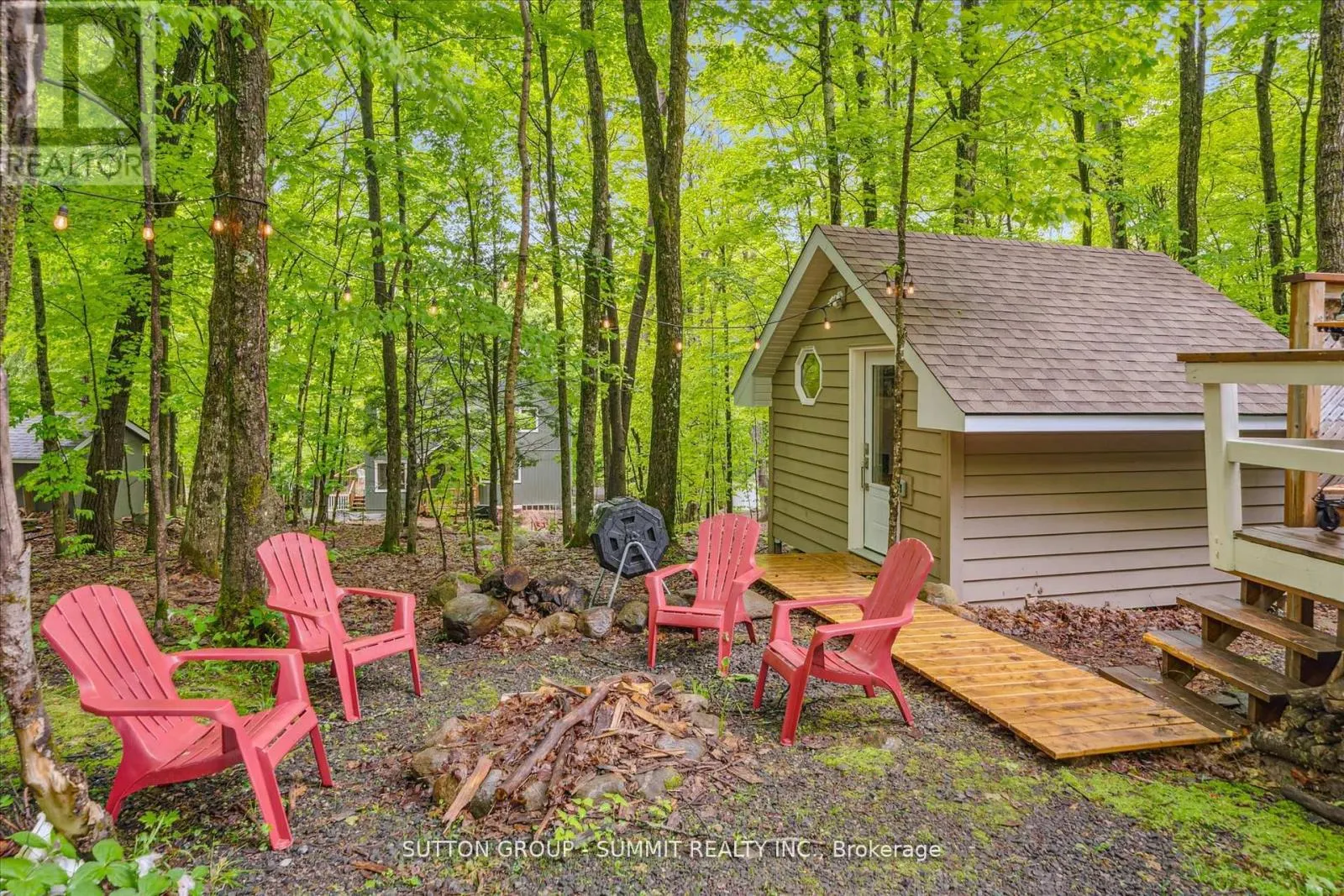 17 SUGARBUSH LANE