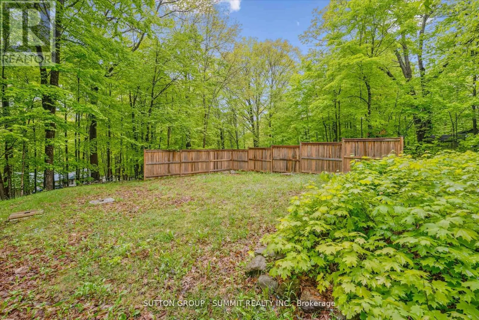 17 SUGARBUSH LANE