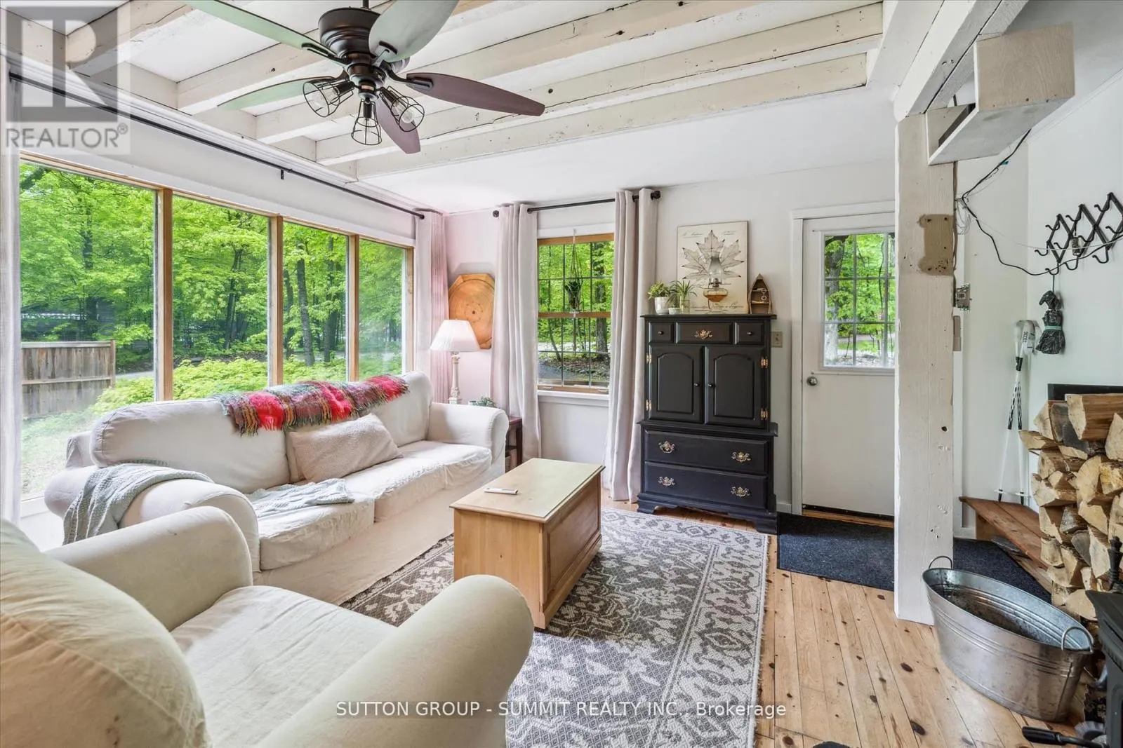 17 SUGARBUSH LANE