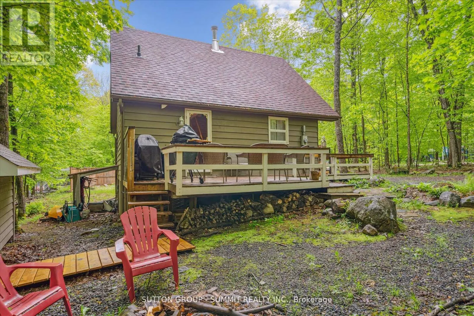17 SUGARBUSH LANE