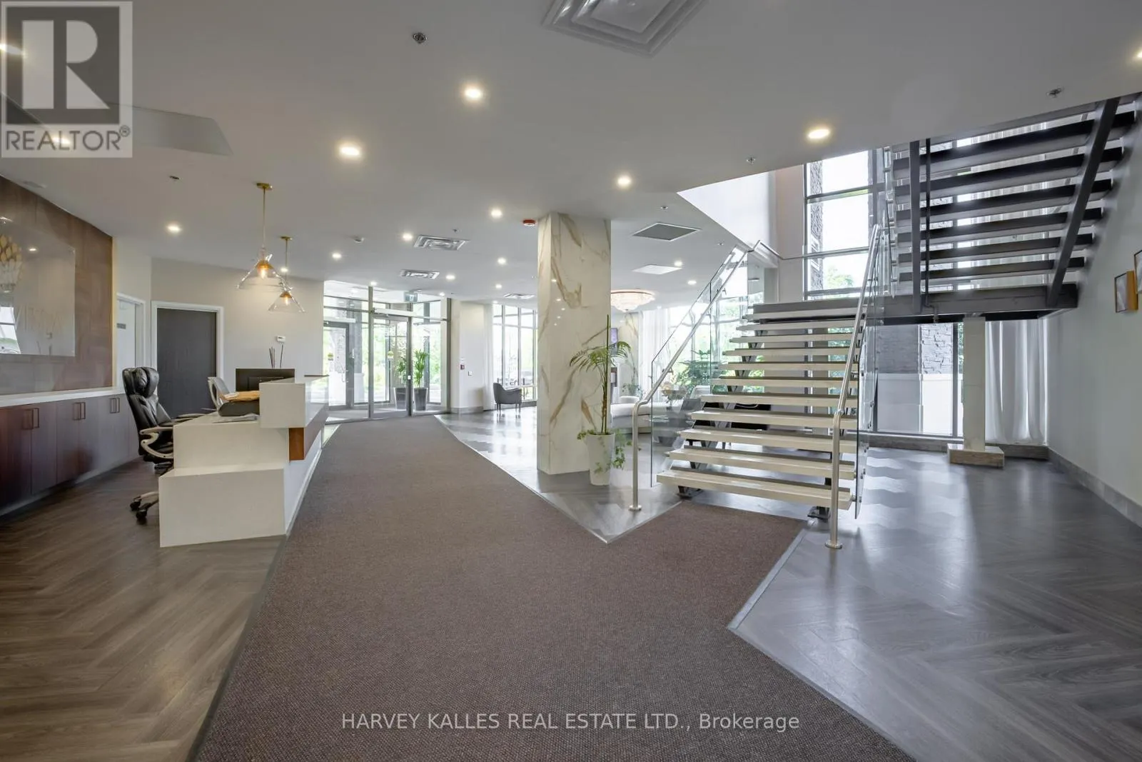 303 - 7711 GREEN VISTA GATE