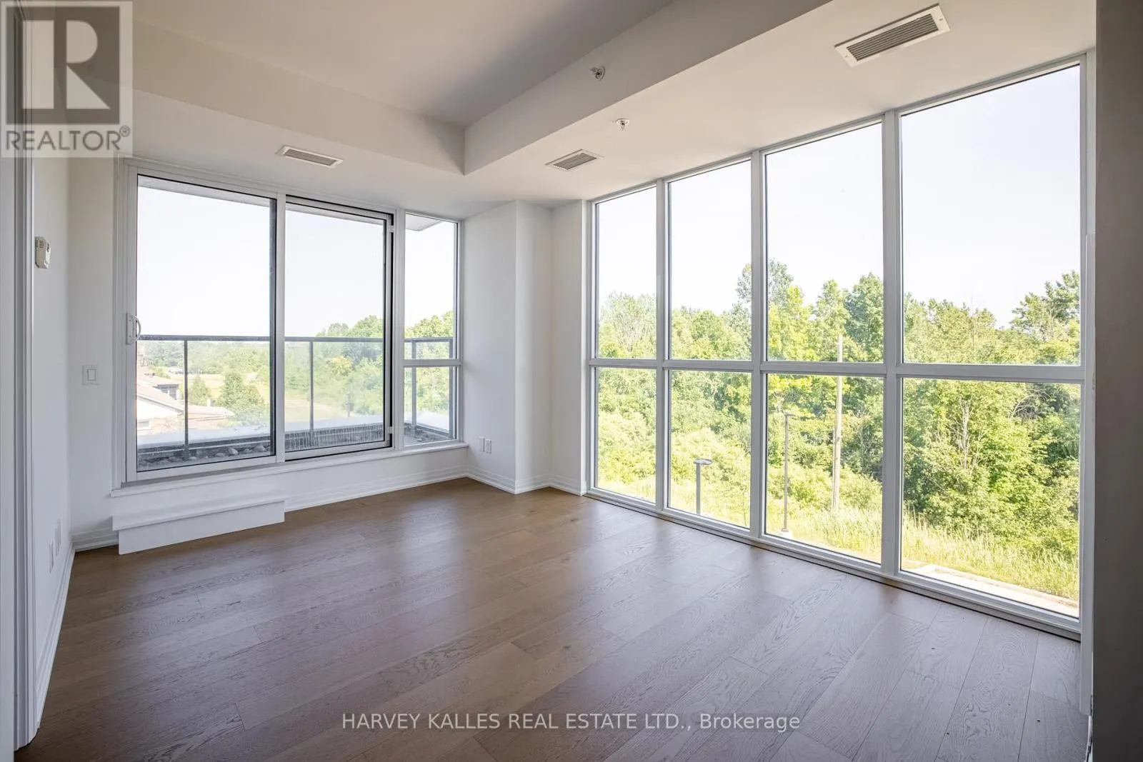 303 - 7711 GREEN VISTA GATE