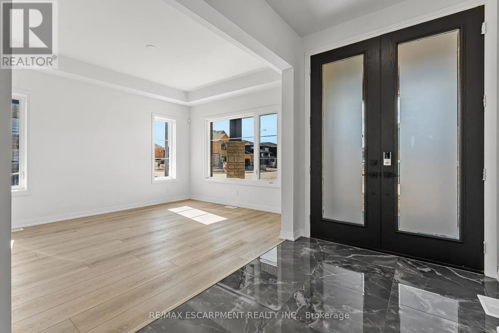 902 RUTHERFORD STREET
