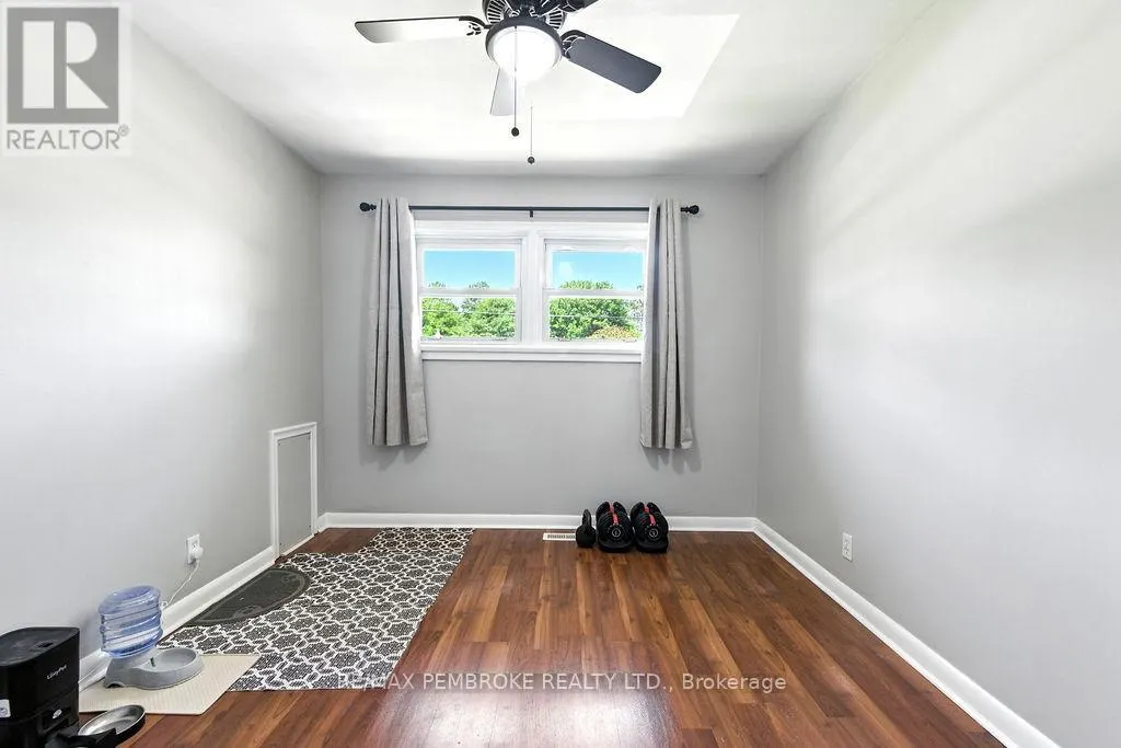10 SILKE DRIVE