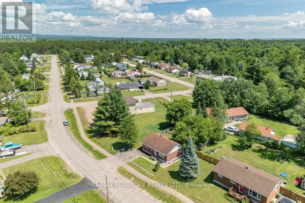 10 SILKE DRIVE