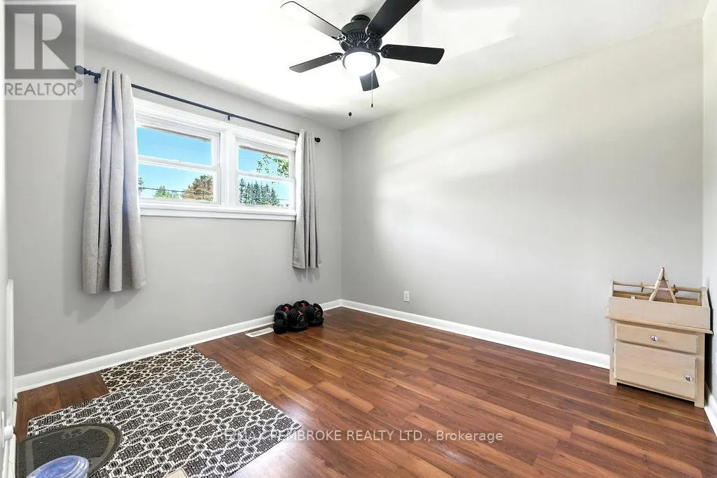 10 SILKE DRIVE