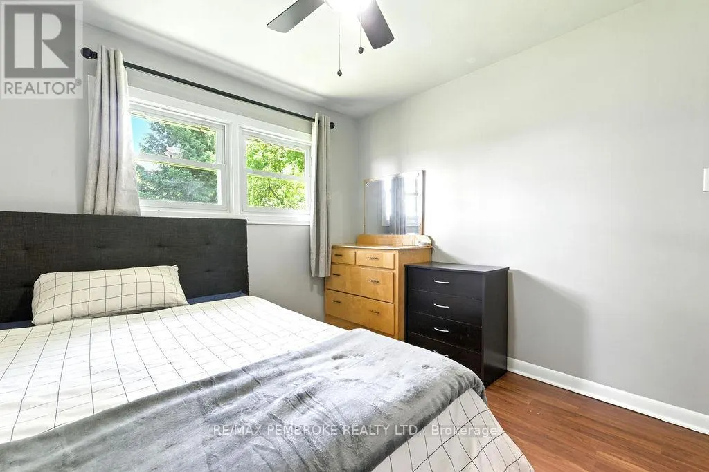 10 SILKE DRIVE