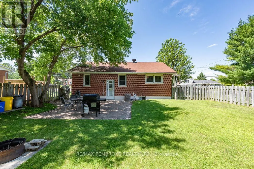 10 SILKE DRIVE