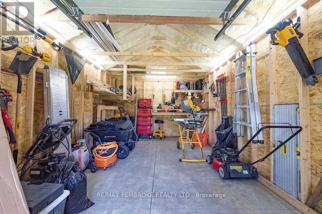 10 SILKE DRIVE
