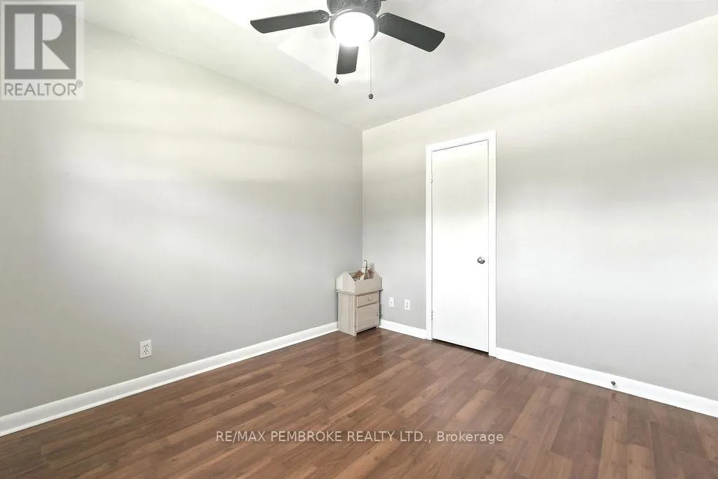 10 SILKE DRIVE