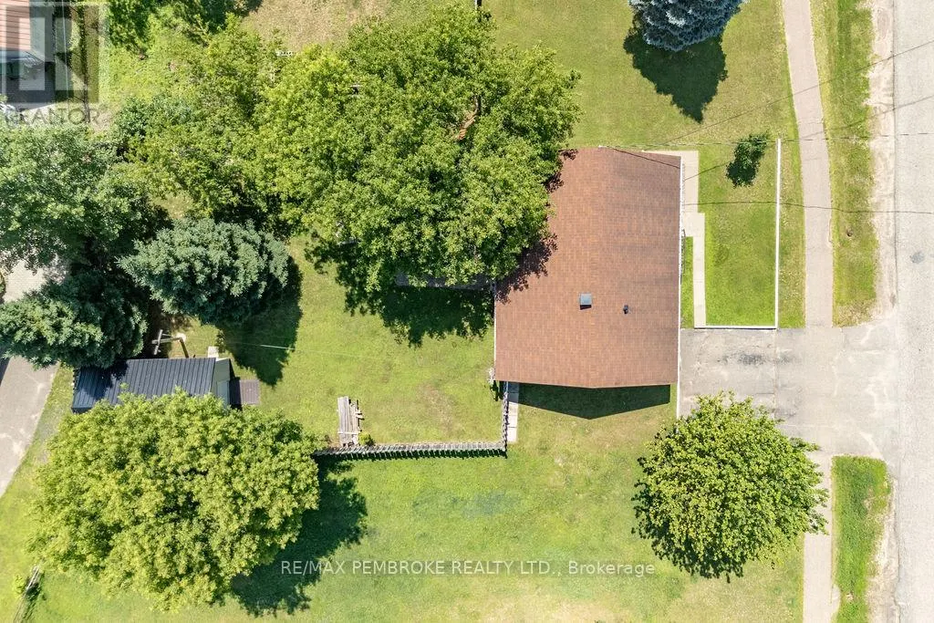 10 SILKE DRIVE