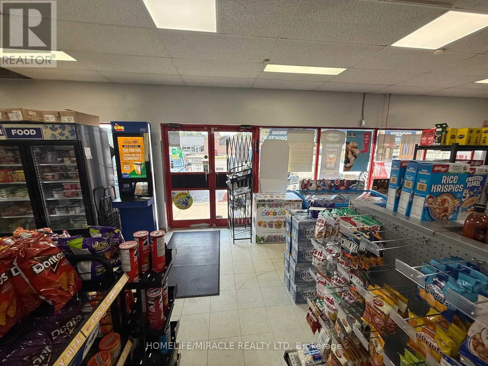 91 KING STREET E