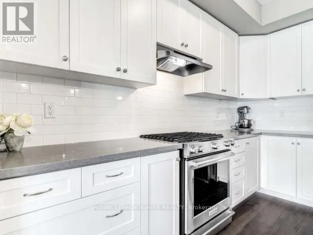 38 - 1890 RYMAL ROAD N