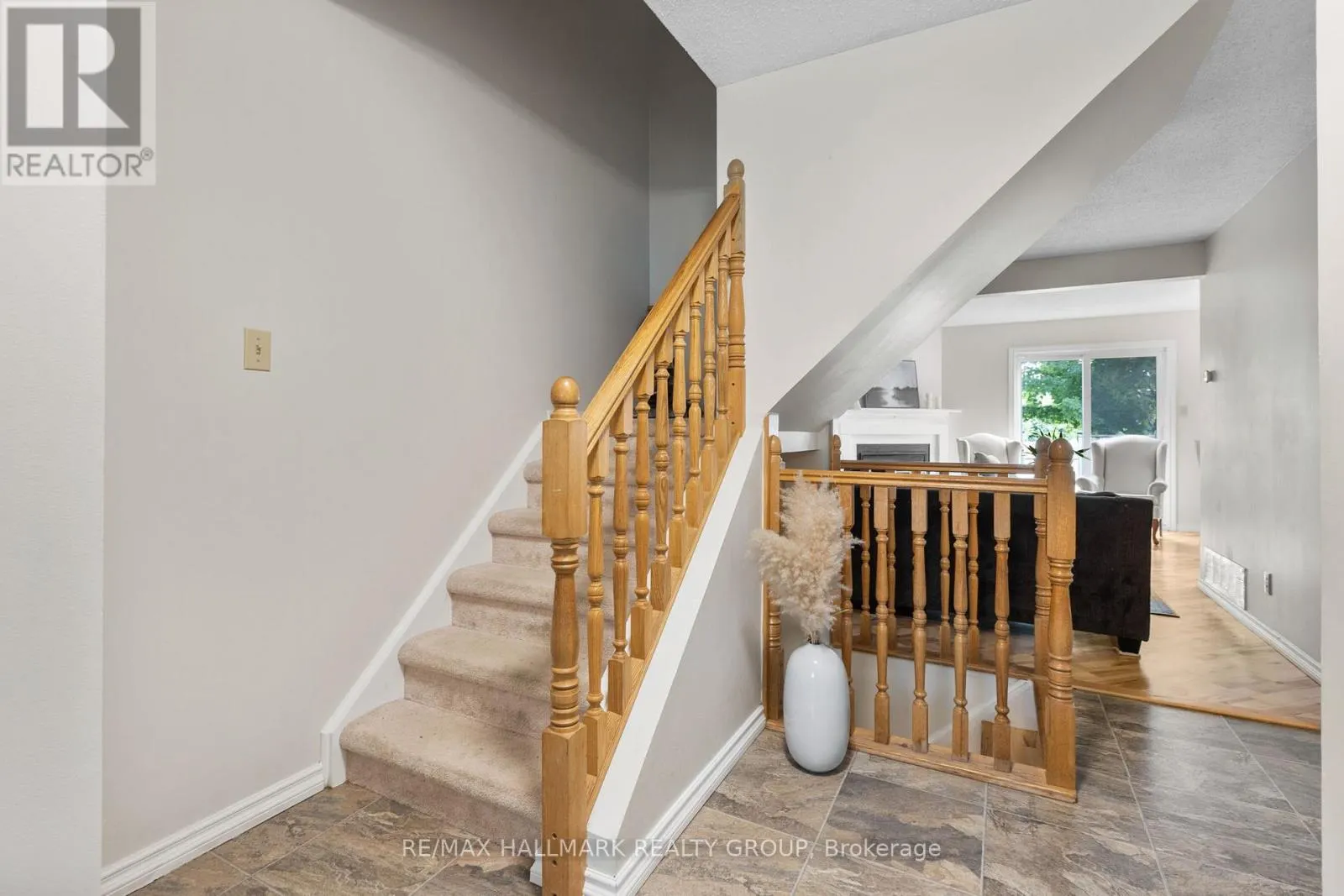 1598 HOSKINS CRESCENT