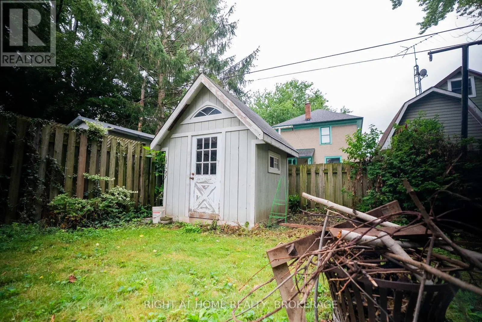 88 CHAPLIN AVENUE