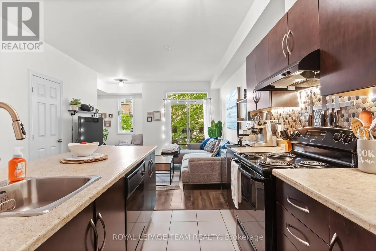 306-A EVEREST PRIVATE
