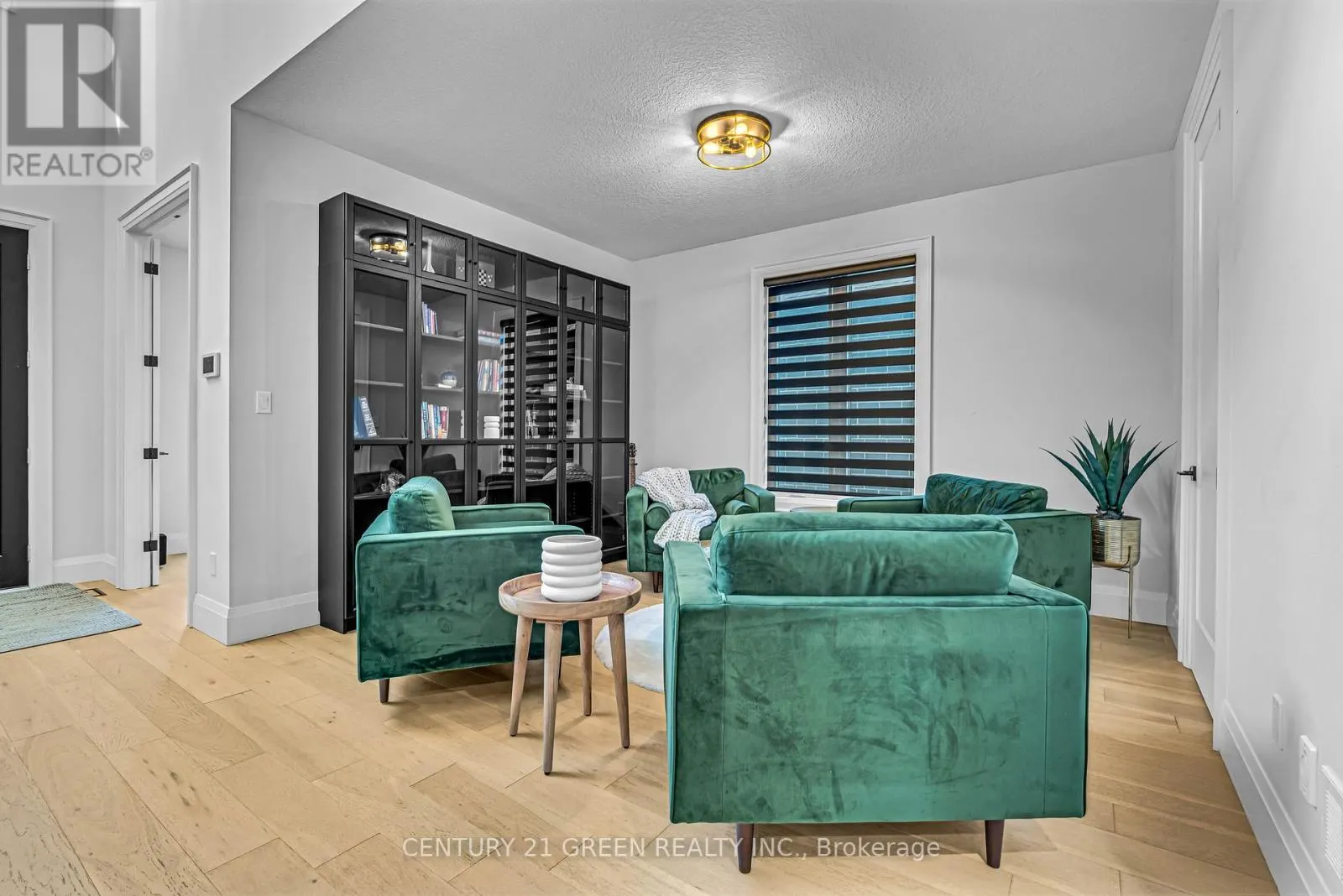 83 OPTIMIST DRIVE