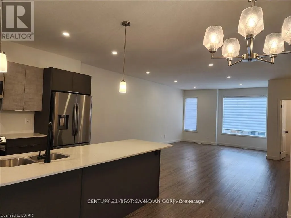 44 - 1781 HENRICA AVENUE, #44