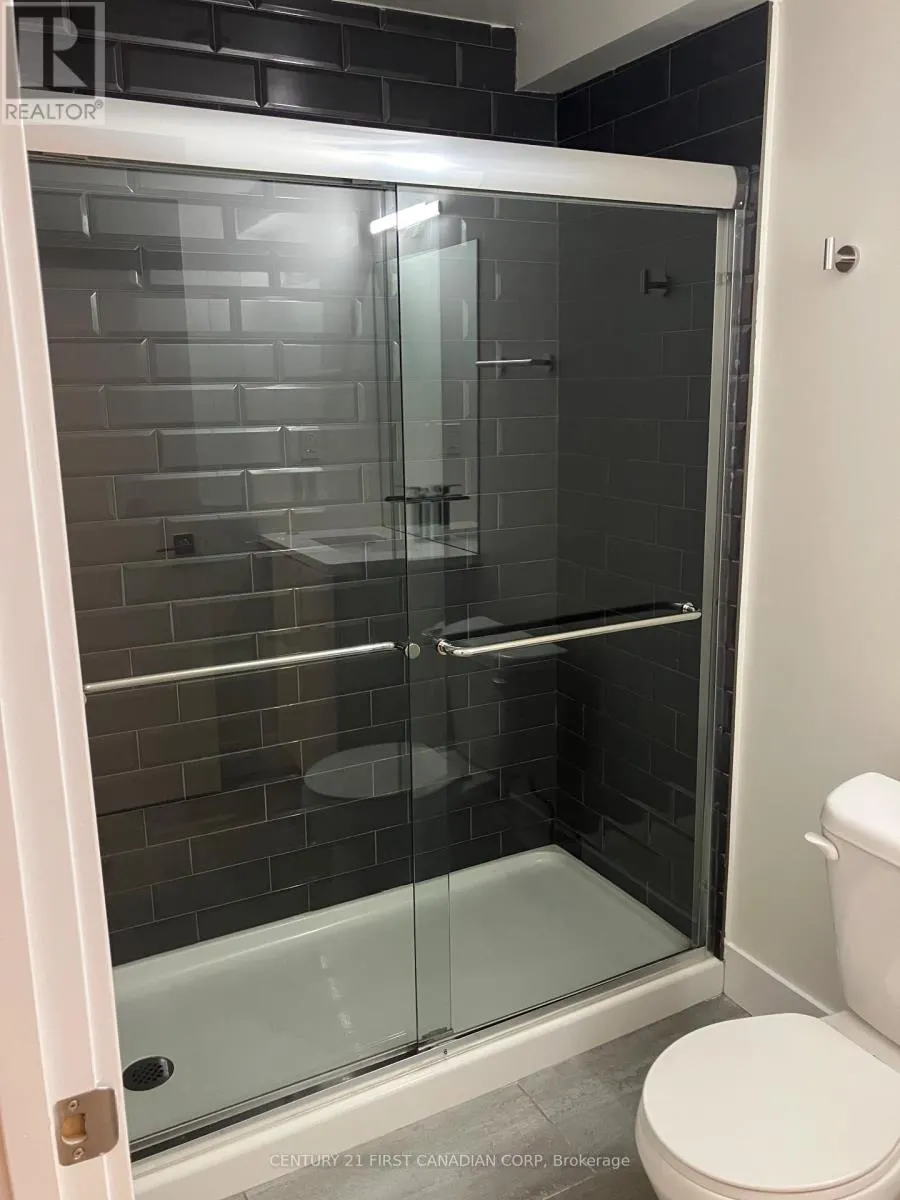 36 - 105 ANDOVER DRIVE, #36