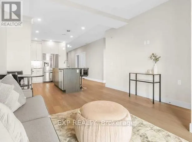 402 - 135 ORR STREET, #402