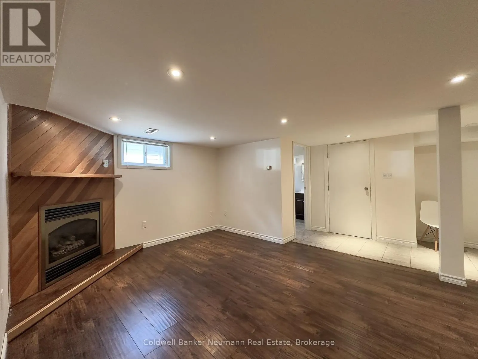 LOWER - 17 OTTAWA CRESCENT, #lower