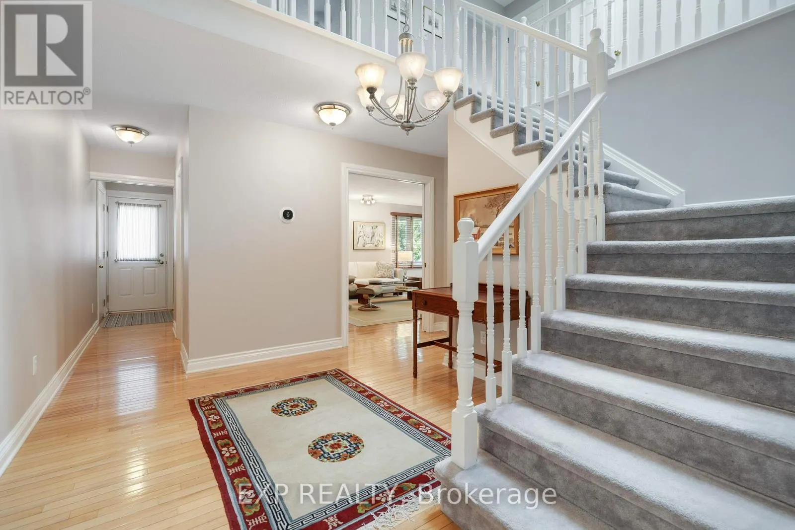 2106 LAMIRA STREET W