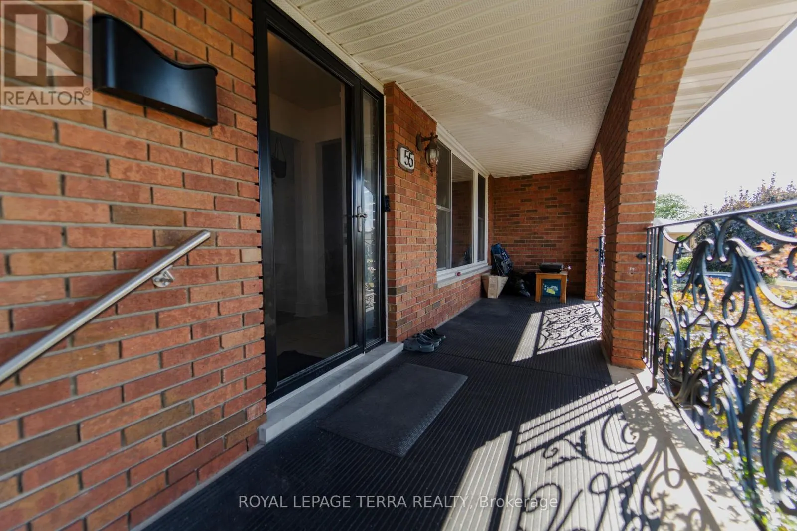 55 EASTBURY DRIVE