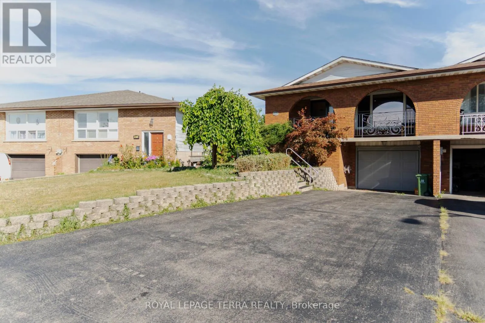 55 EASTBURY DRIVE