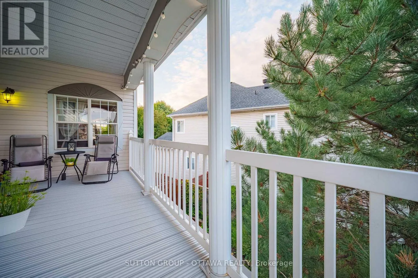 22 INSMILL CRESCENT