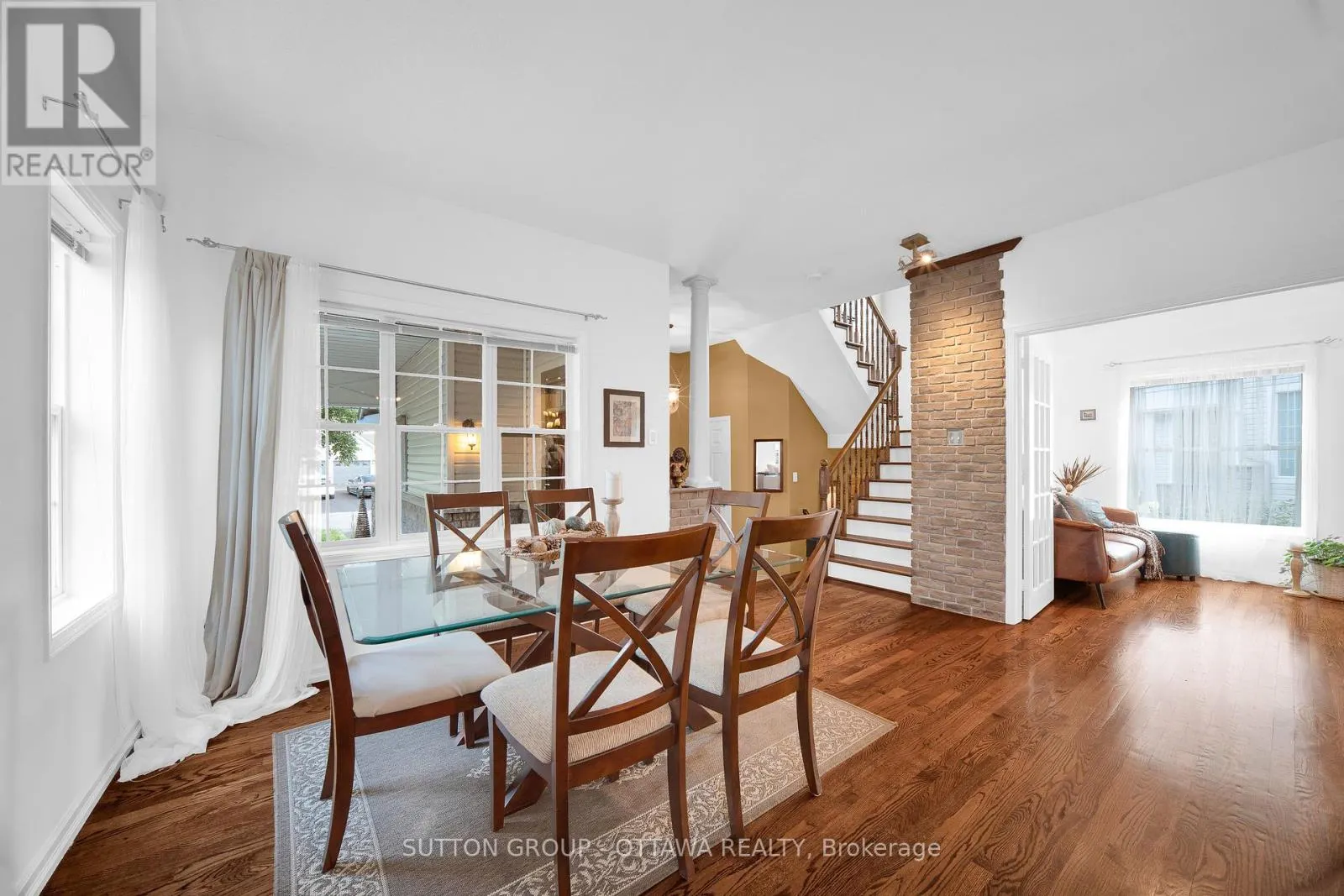 22 INSMILL CRESCENT
