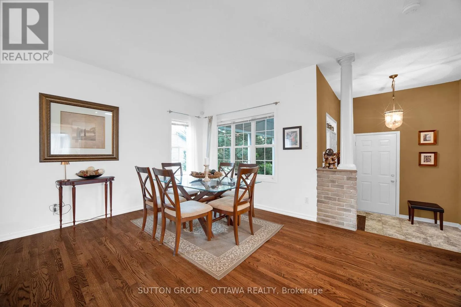 22 INSMILL CRESCENT