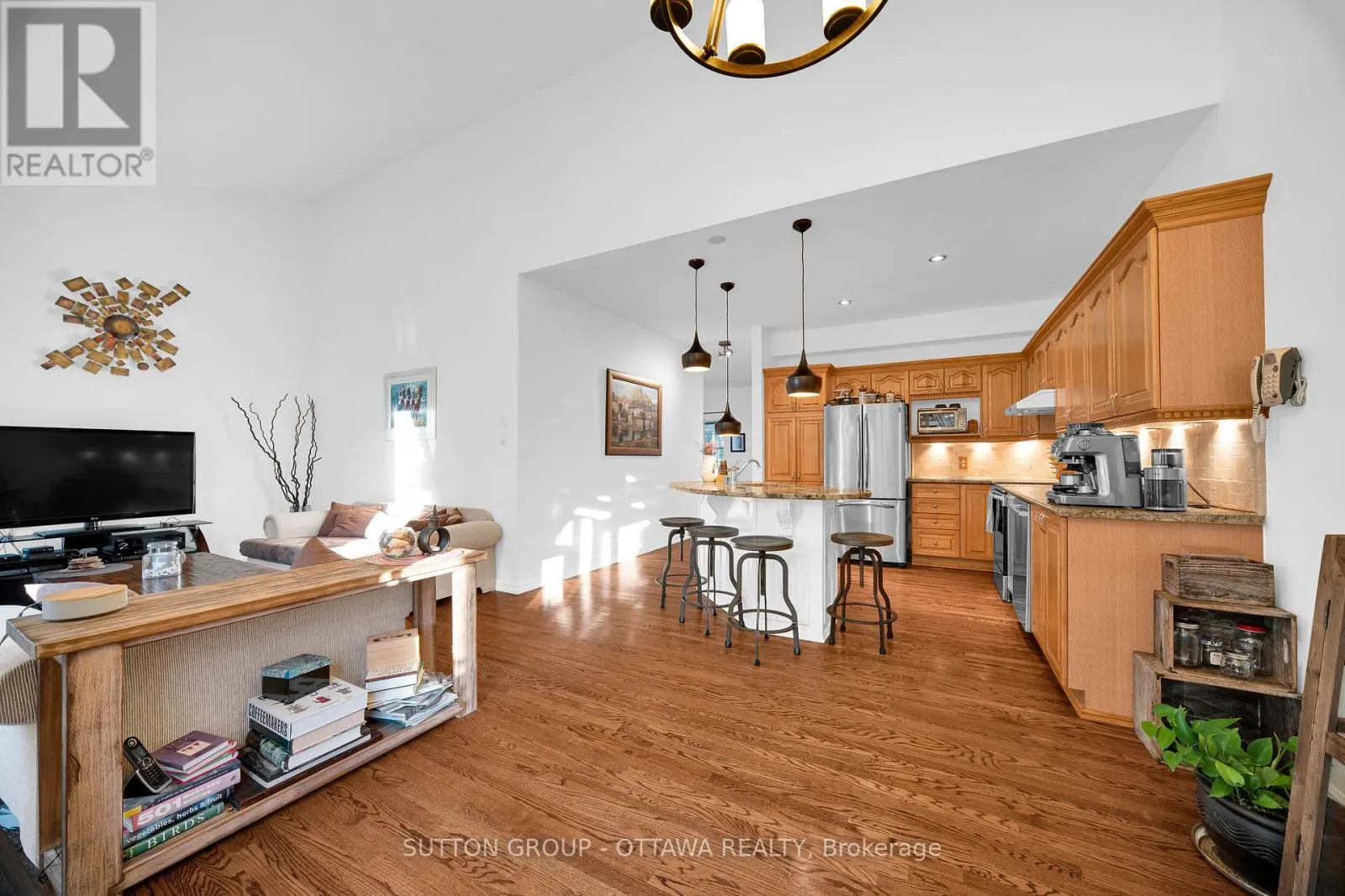 22 INSMILL CRESCENT