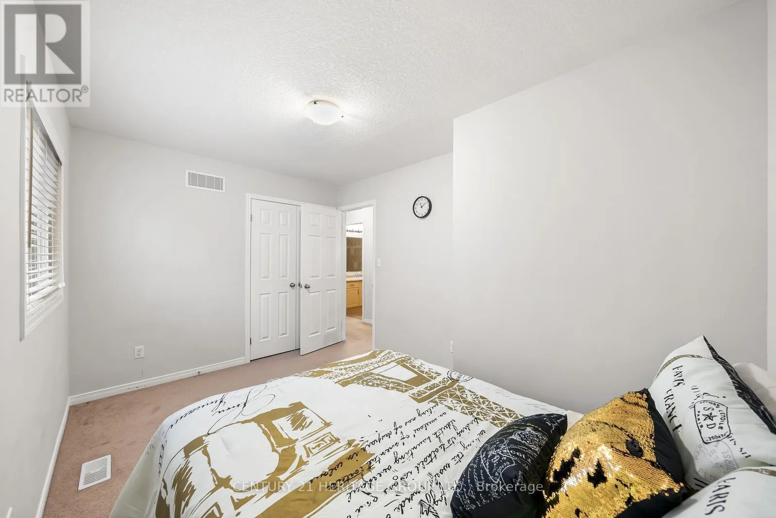382 WOODBINE AVENUE
