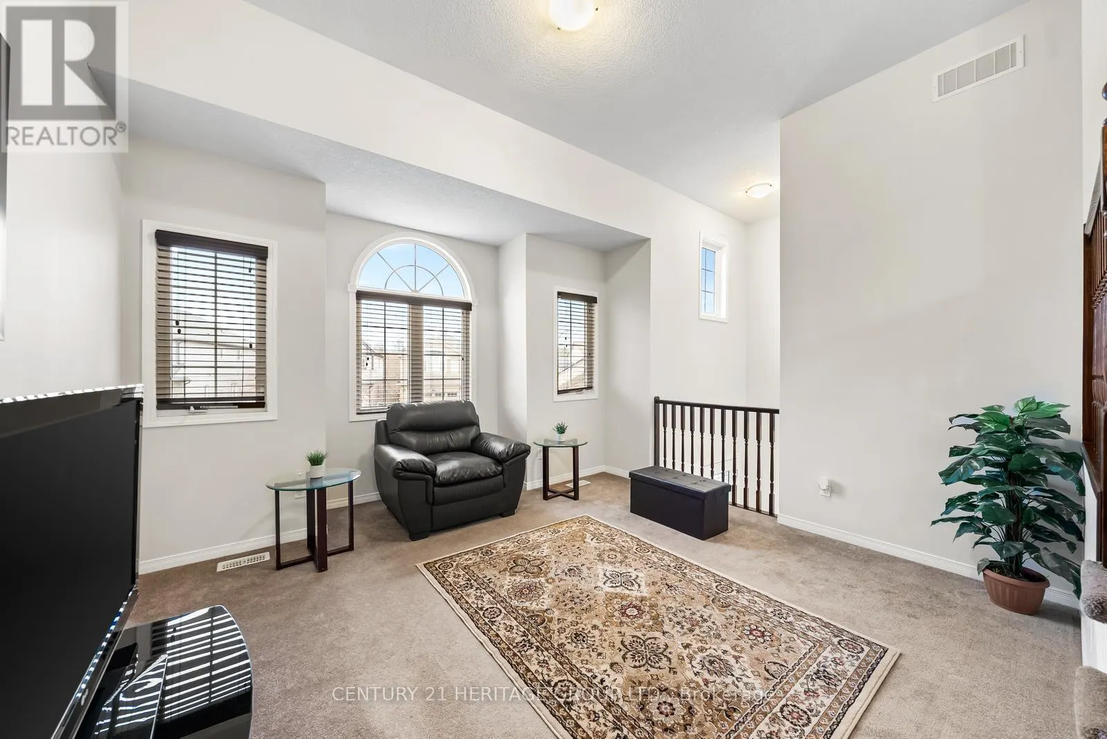 382 WOODBINE AVENUE