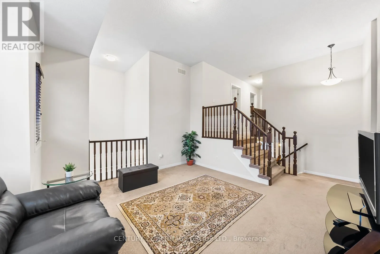 382 WOODBINE AVENUE