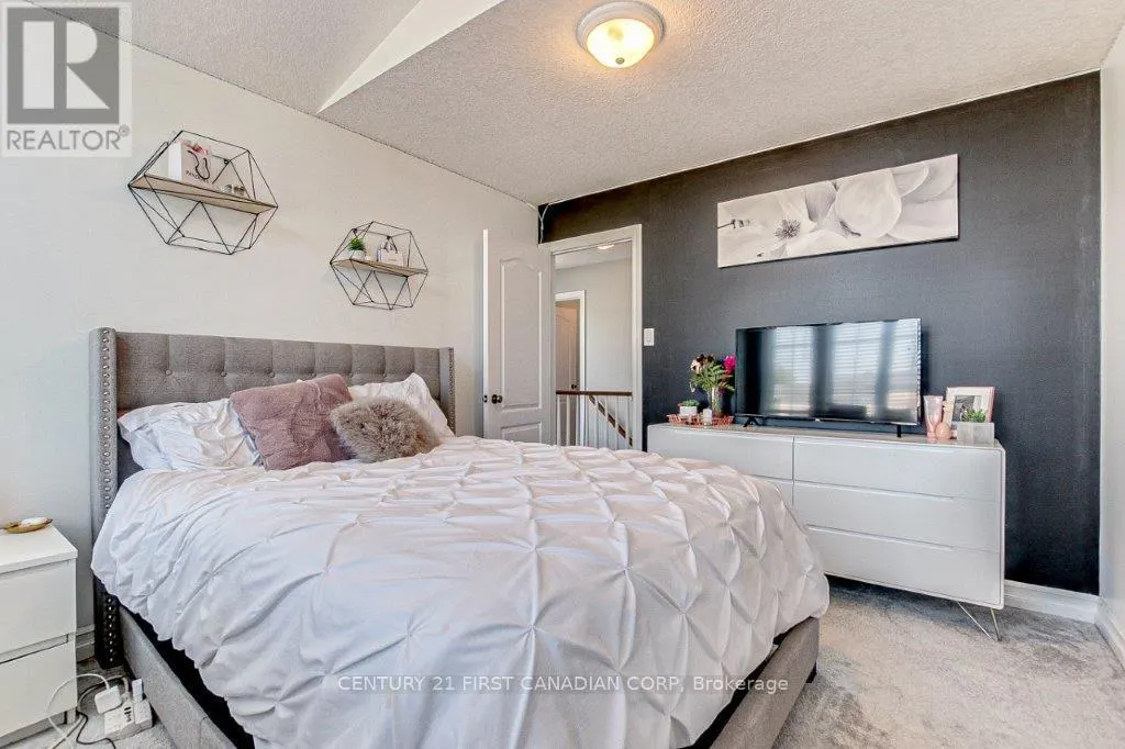 1185 SMITHSON COURT