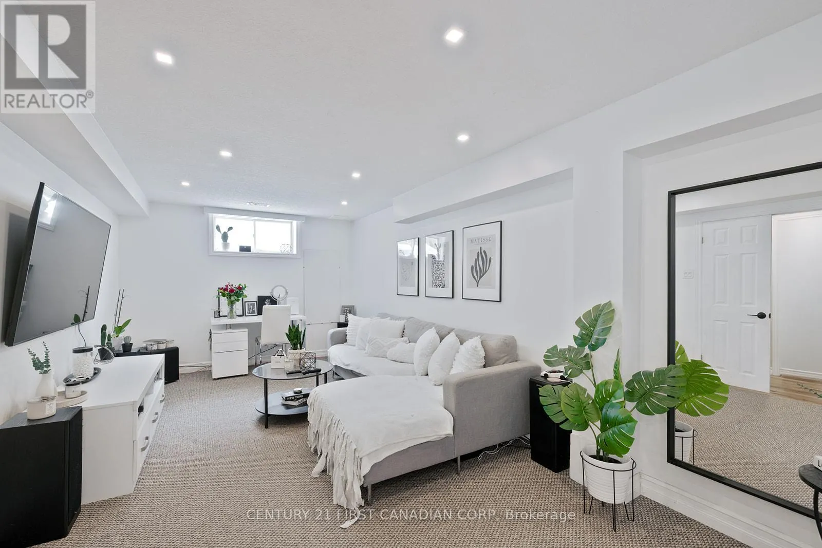 1185 SMITHSON COURT