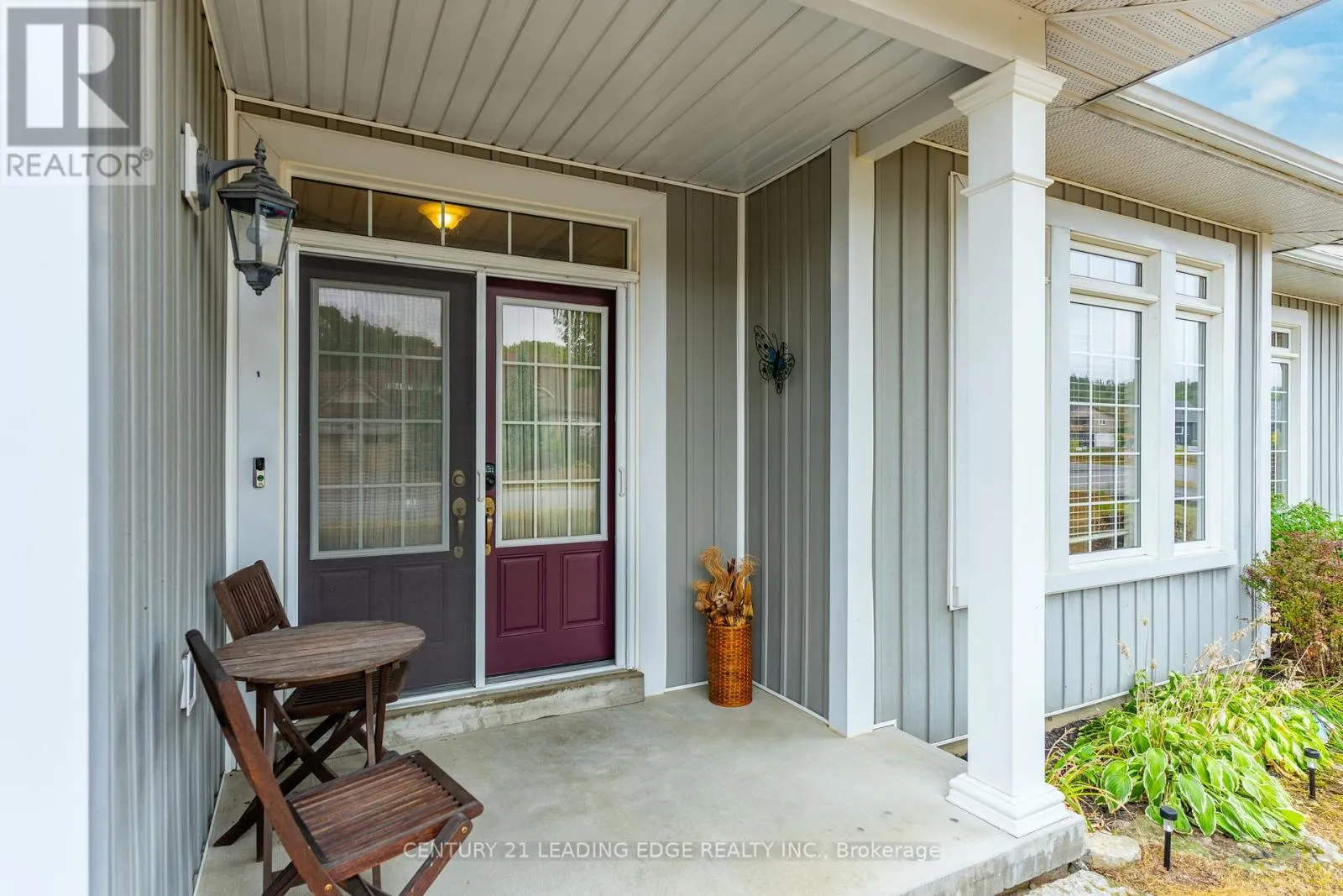 28 WINDOVER DRIVE