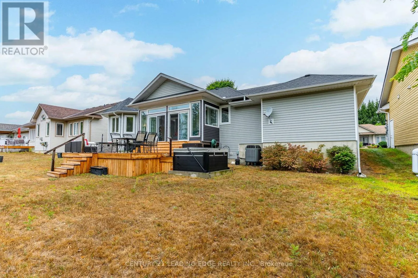 28 WINDOVER DRIVE