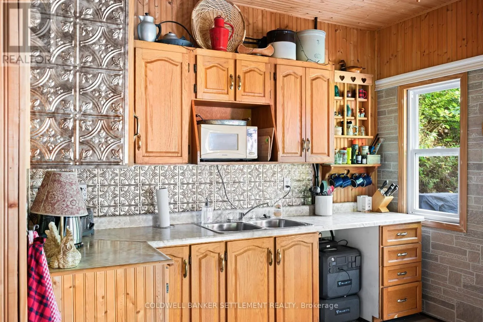 1167 LOUDEN LANE