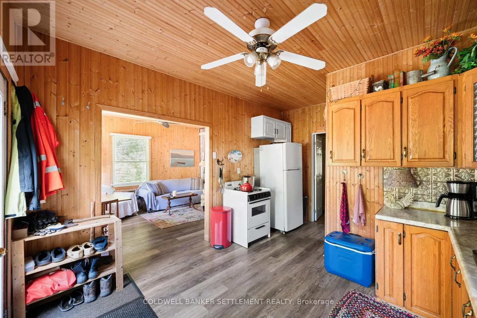1167 LOUDEN LANE