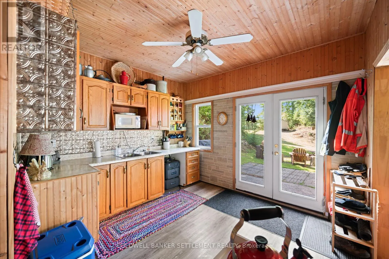 1167 LOUDEN LANE