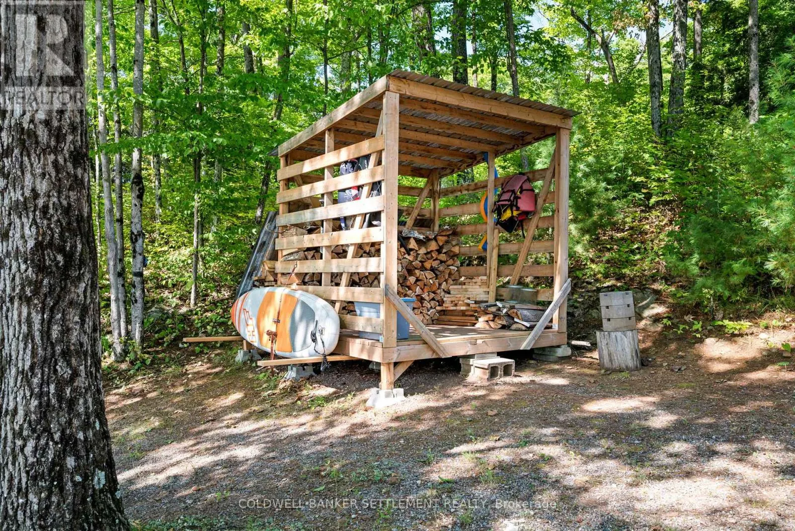 1167 LOUDEN LANE