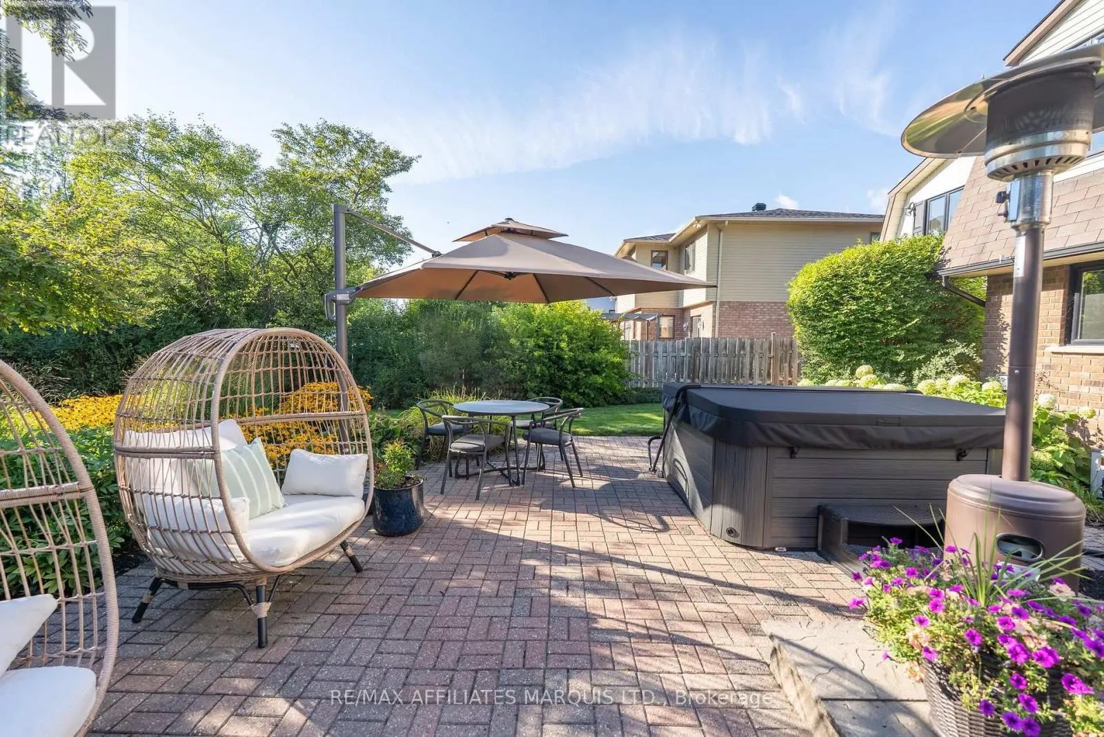 1733 BLAKELY DRIVE
