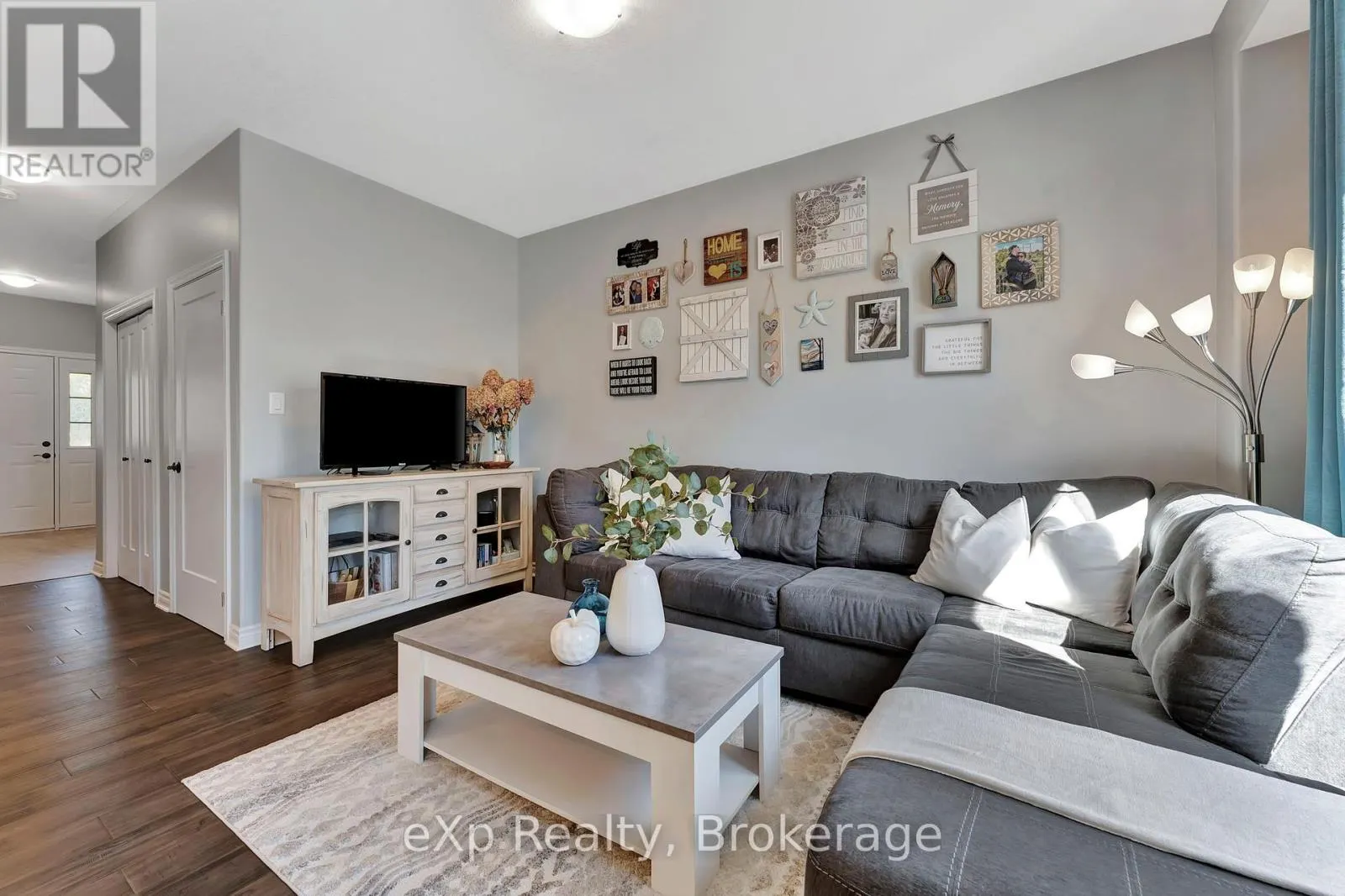D2 - 12 BRANTWOOD PARK ROAD, #D2