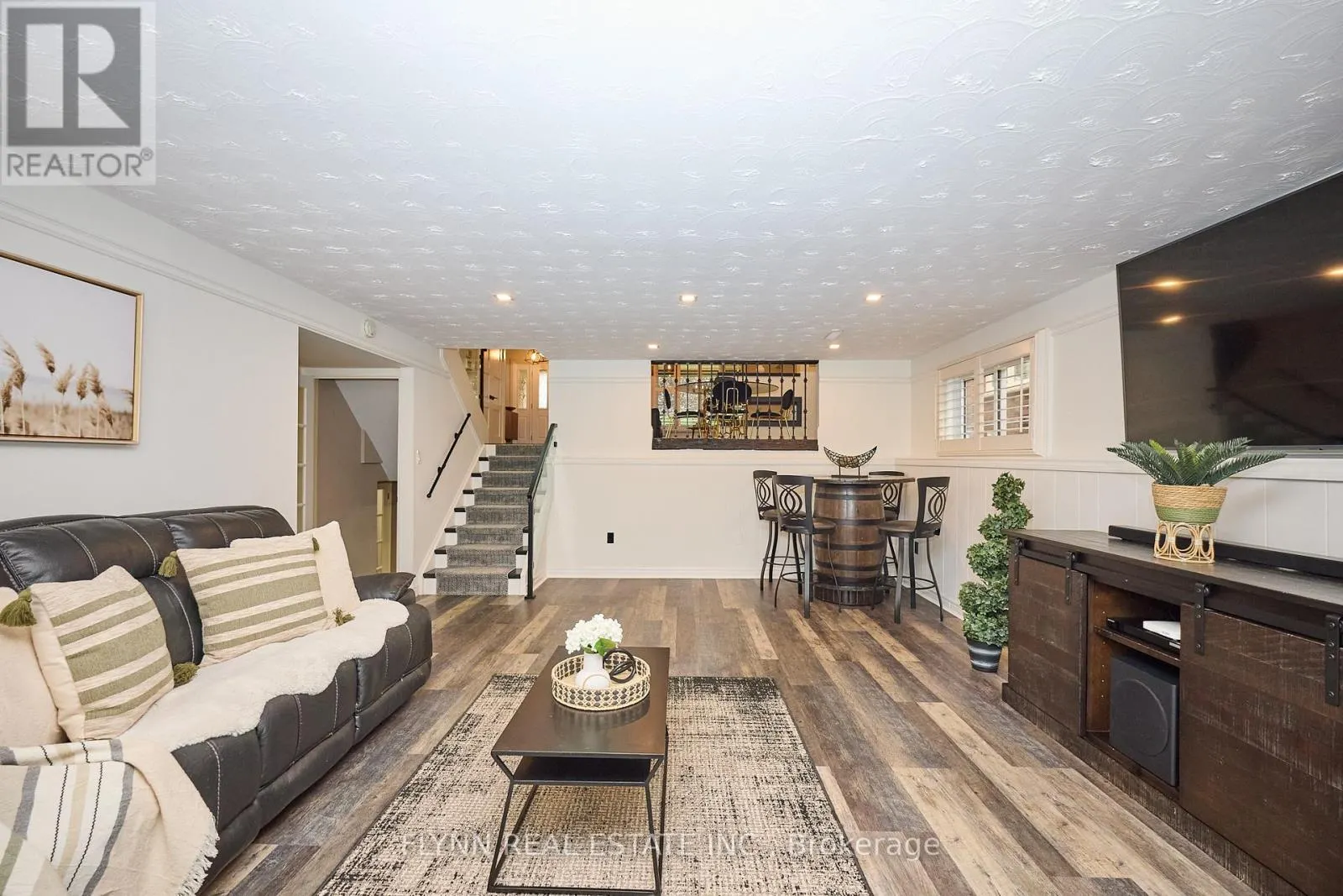 3907 CARDINAL DRIVE