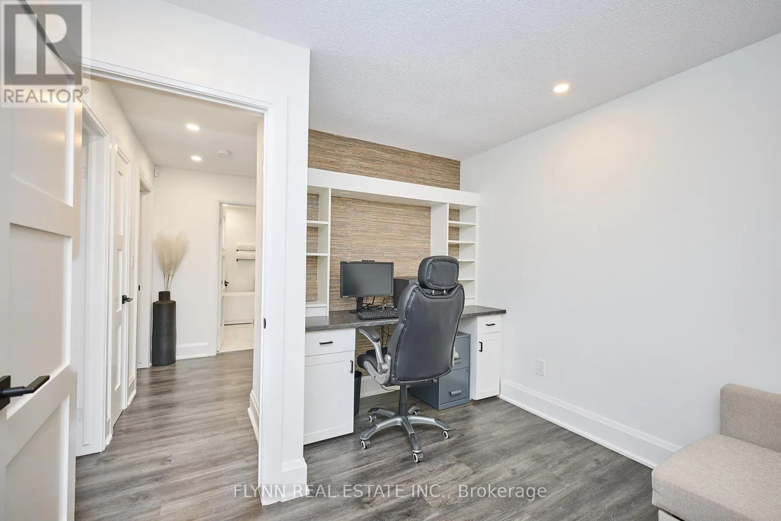 3907 CARDINAL DRIVE