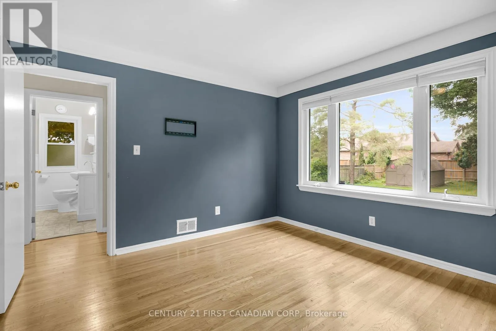 UPPER - 638 TENNENT AVENUE, #Upper